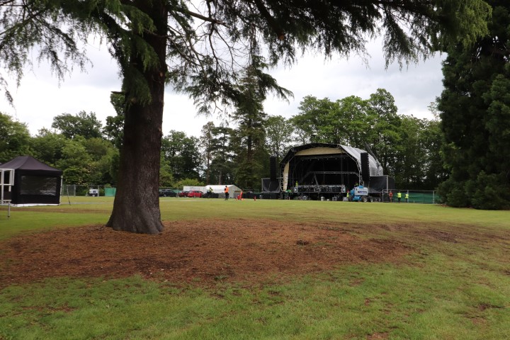 Live at Down Hall 5