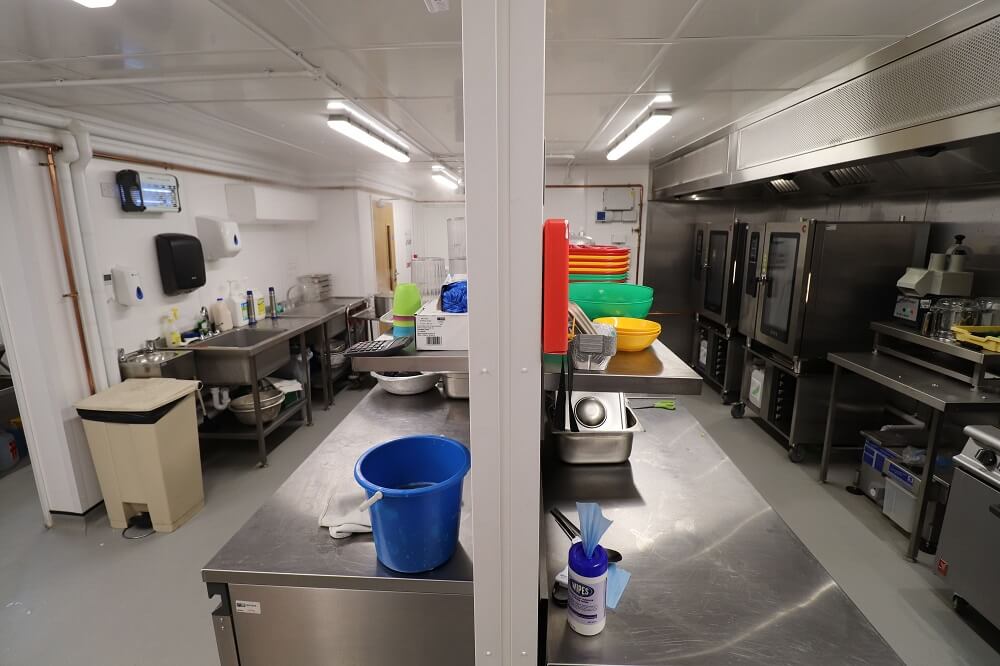 Broad-Oak-Modular-Kitchen-15