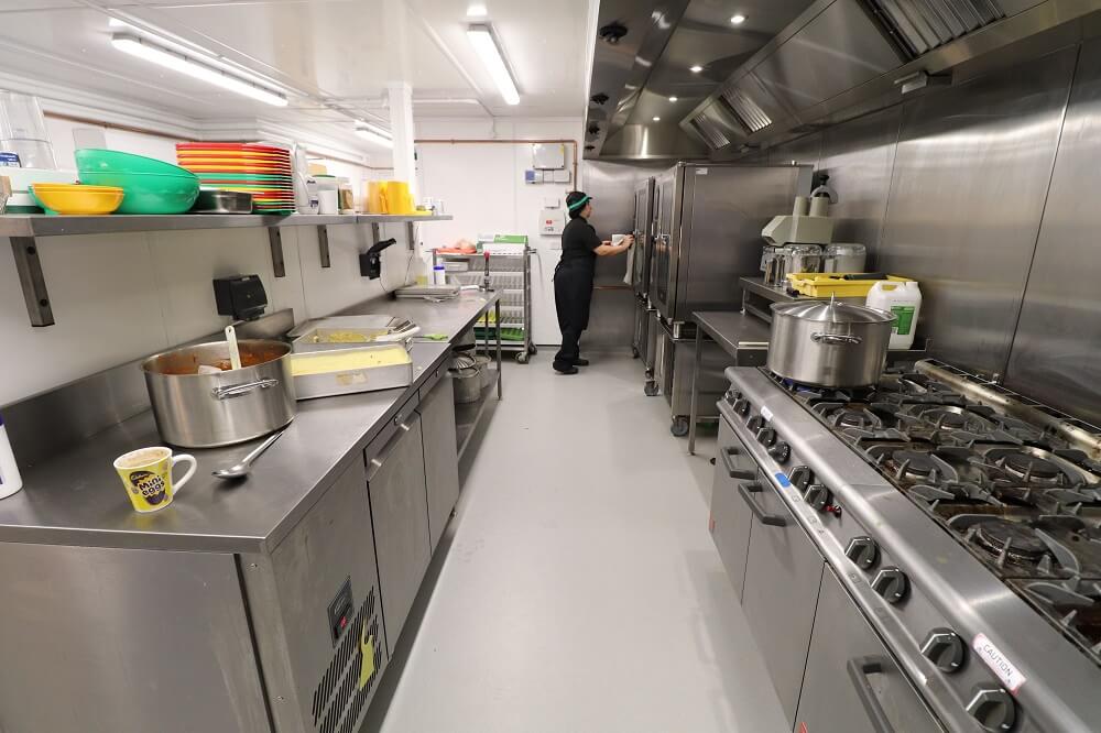 Broad-Oak-Modular-Kitchen-5
